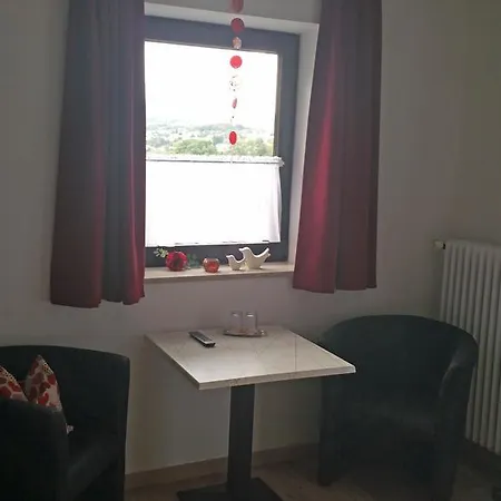 Haus Inge Casa de hóspedes 3*